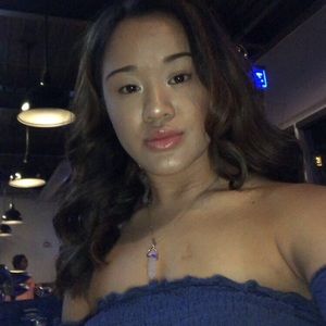 Meet your Posher, Nia